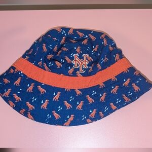 🦖⚾ New Era Infants Dinosaur Print NY Mets Bucket Hat